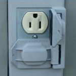 Outdoor power outlet for hot tubs